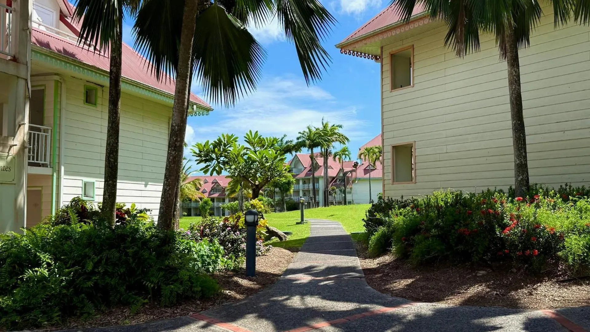 Studio Evasion Coco Vue Jardin Tropical - Pierre & Vacances Sainte-Luce 0*,  Martinique
