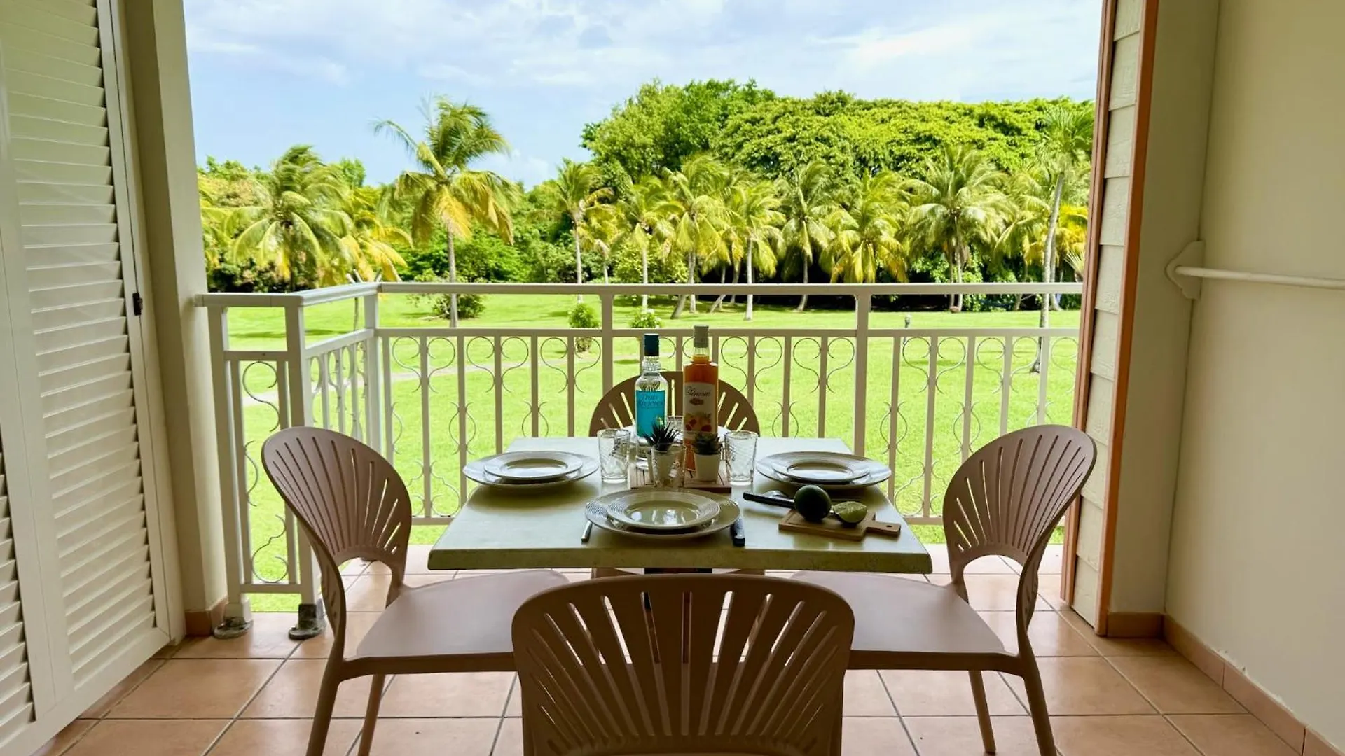 Studio Evasion Coco Vue Jardin Tropical - Pierre & Vacances Sainte-Luce 0*,  Martinique