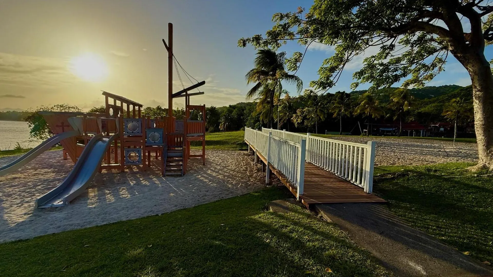 Studio Evasion Coco Vue Jardin Tropical - Pierre & Vacances Sainte-Luce 0*,  Martinique